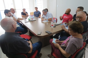 REUNIÃO ENTRE A CDL E A CÂMARA PARA TRATAR SOBRE  PONTO FACULTATIVO