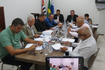 CÂMARA MUNICIPAL REALIZA 1ª SESSÃO EXTRAORDINÁRIA DE 2026 