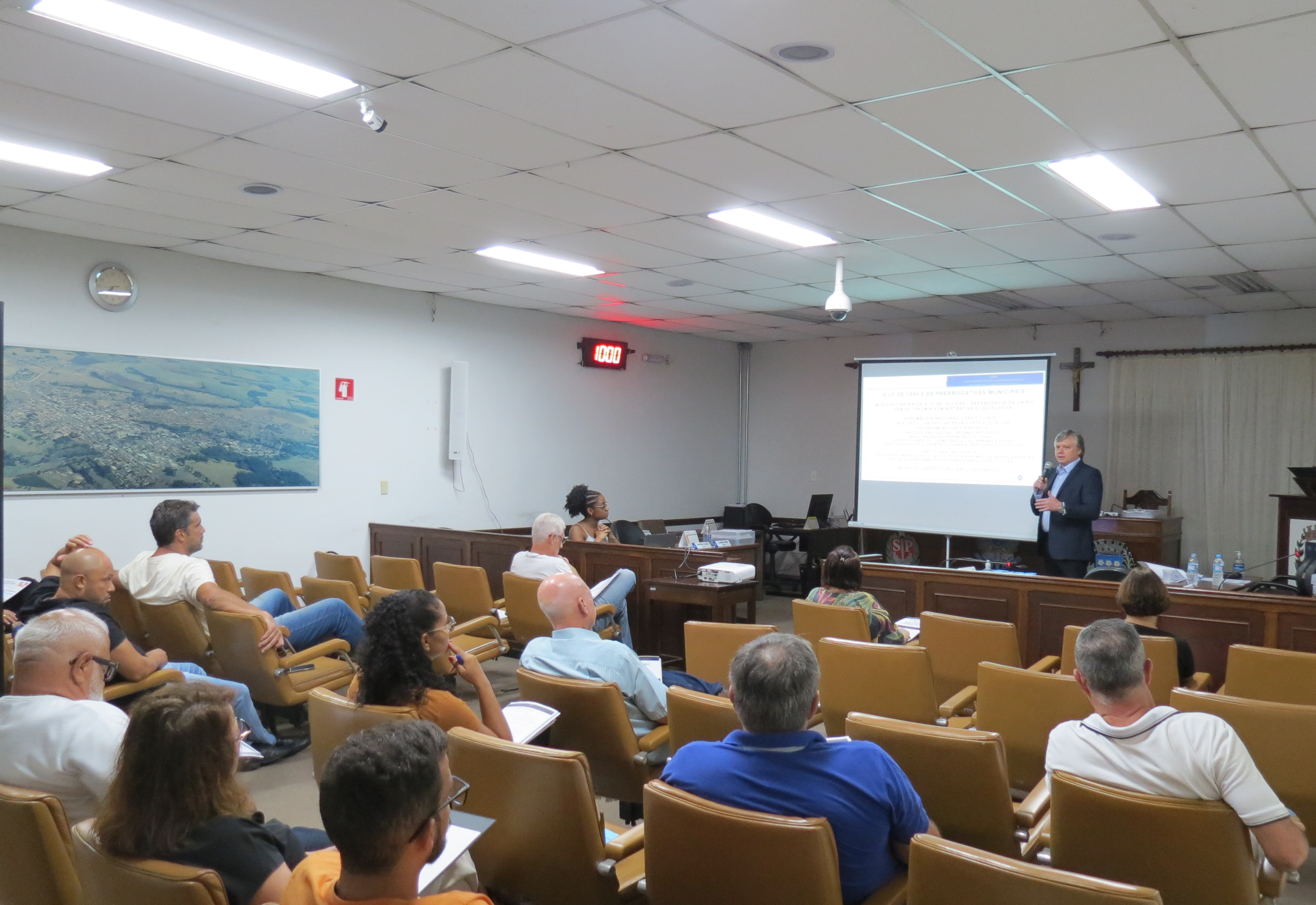 CÂMARA DE SANTA ROSA DE VITERBO REALIZOU CURSO DE CAPACITAÇÃO E TREINAMENTO PARA VEREADORES